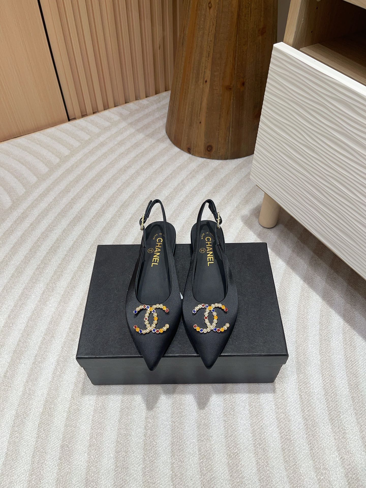 CHANEL SLINGBACKS BLACK SATIN AND LAMBSKIN