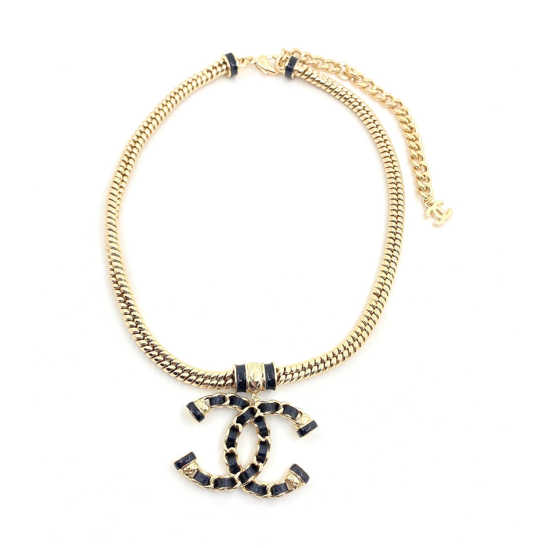 18K  Chanel Leather Chain Necklace