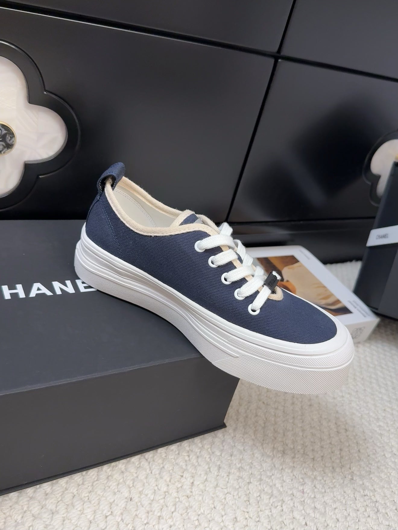 CHANEL TRAINERS SHOES IN NAVY BLUE FABRIC